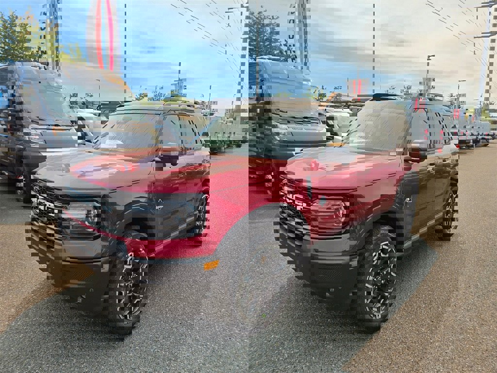 New 2025 Ford Bronco Sport Outer Banks w/ Outer Banks Tech Package+