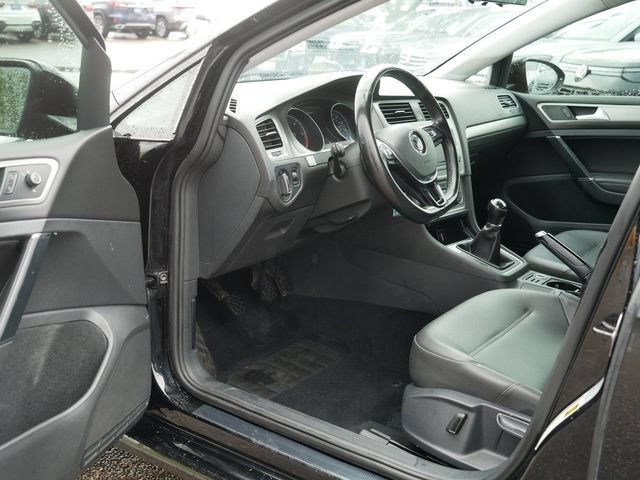 Used 2015 Volkswagen Golf TDI S FWD image 12