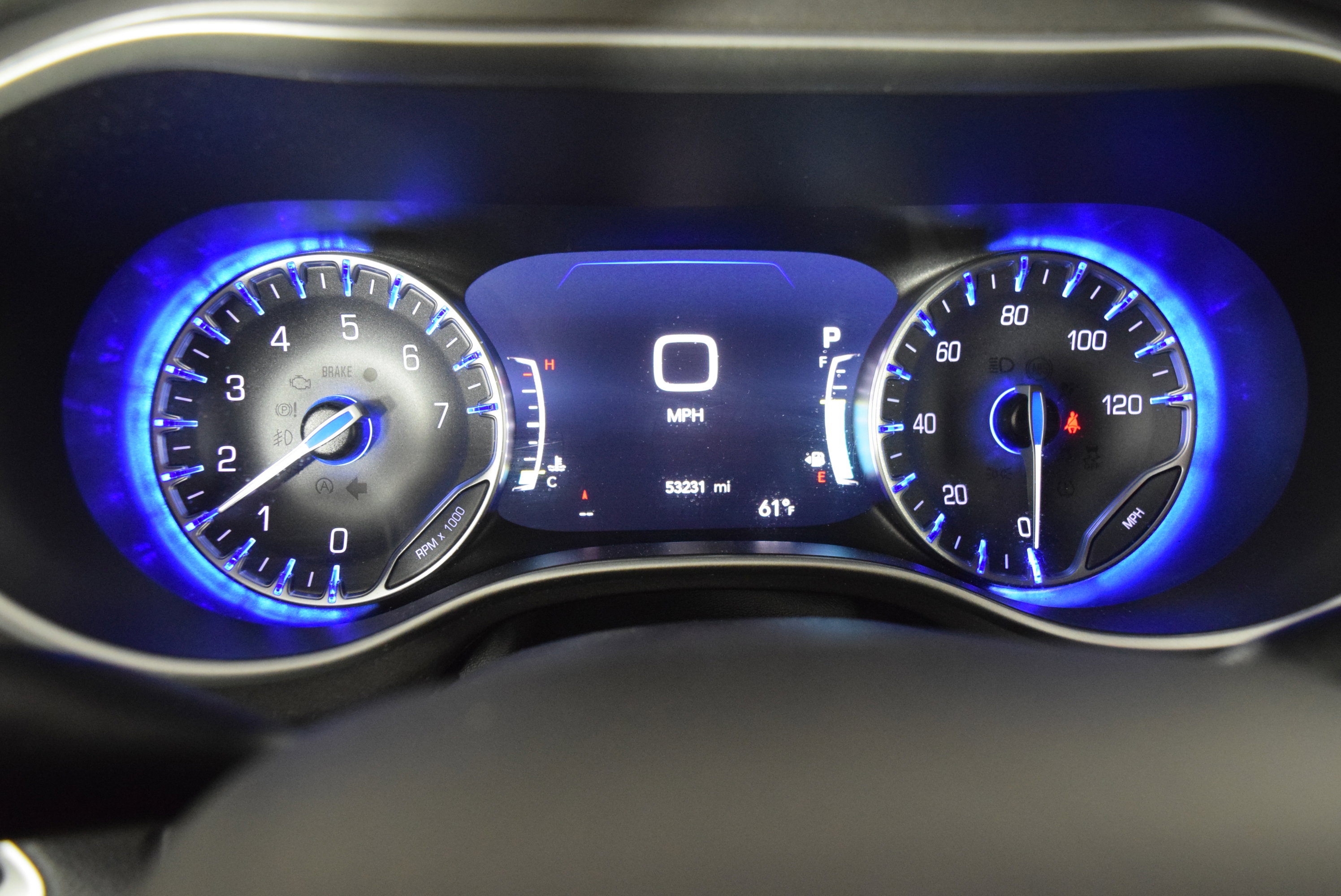 Used 2024 Chrysler Pacifica Touring-L image 12