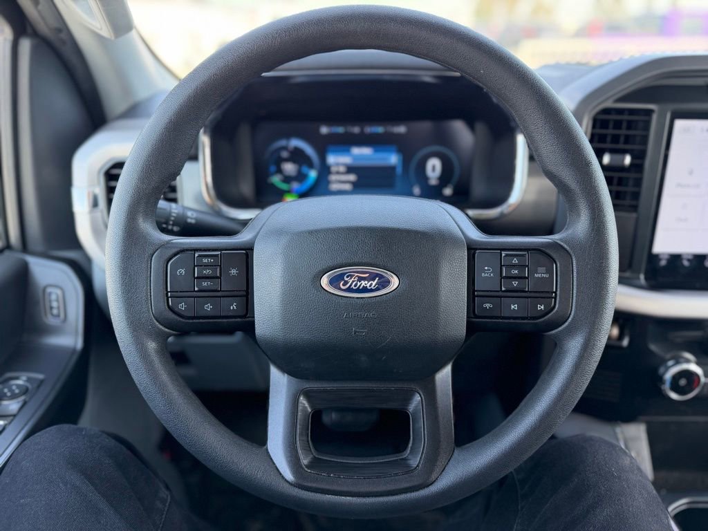 Used 2023 Ford F150 Lightning Pro image 6