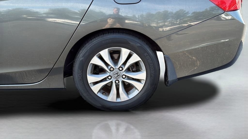 Used 2013 Honda Accord LX image 13