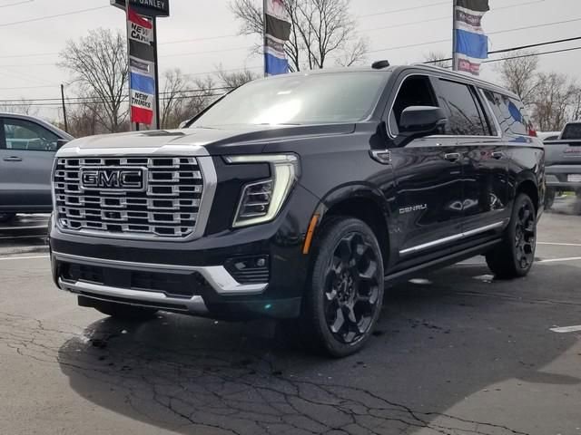 New 2026 GMC Yukon XL Denali w/ Denali Reserve Package image 2