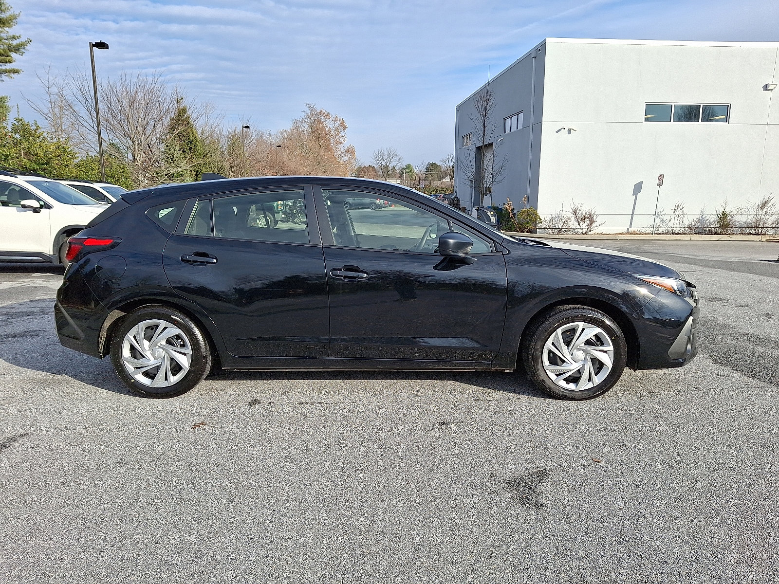 Certified 2025 Subaru Impreza 2.0i image 7