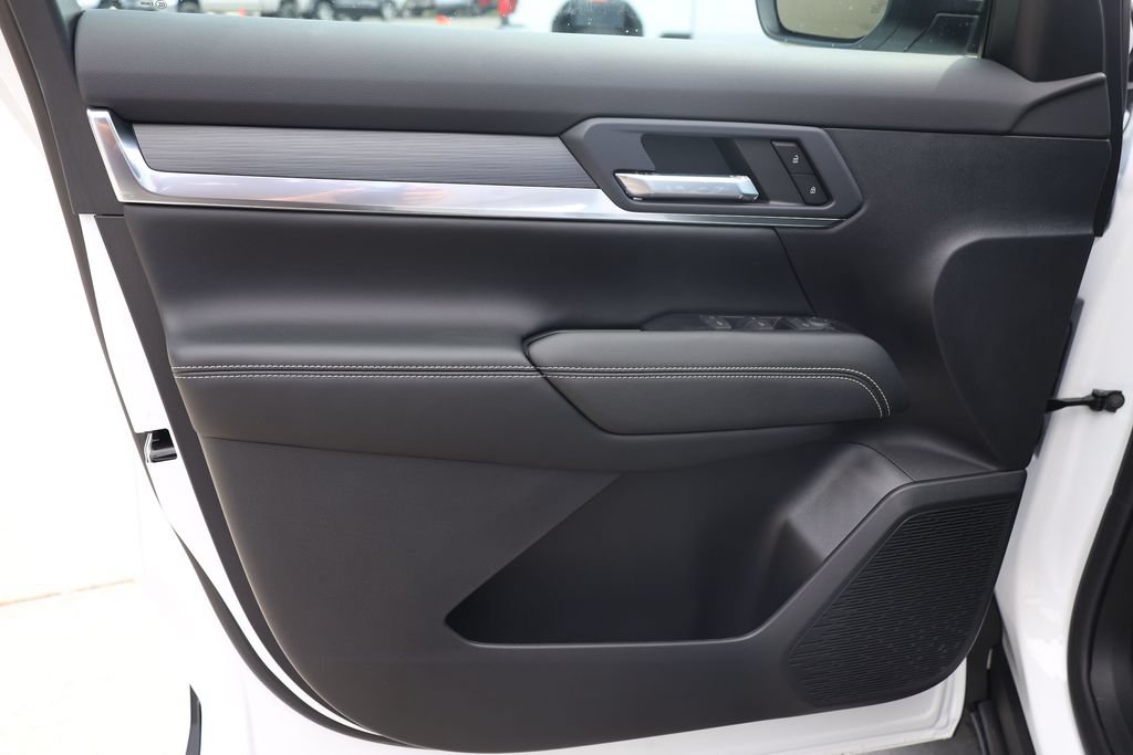 New 2027 GMC Terrain Elevation w/ Black Edition AWD/4WD image 10