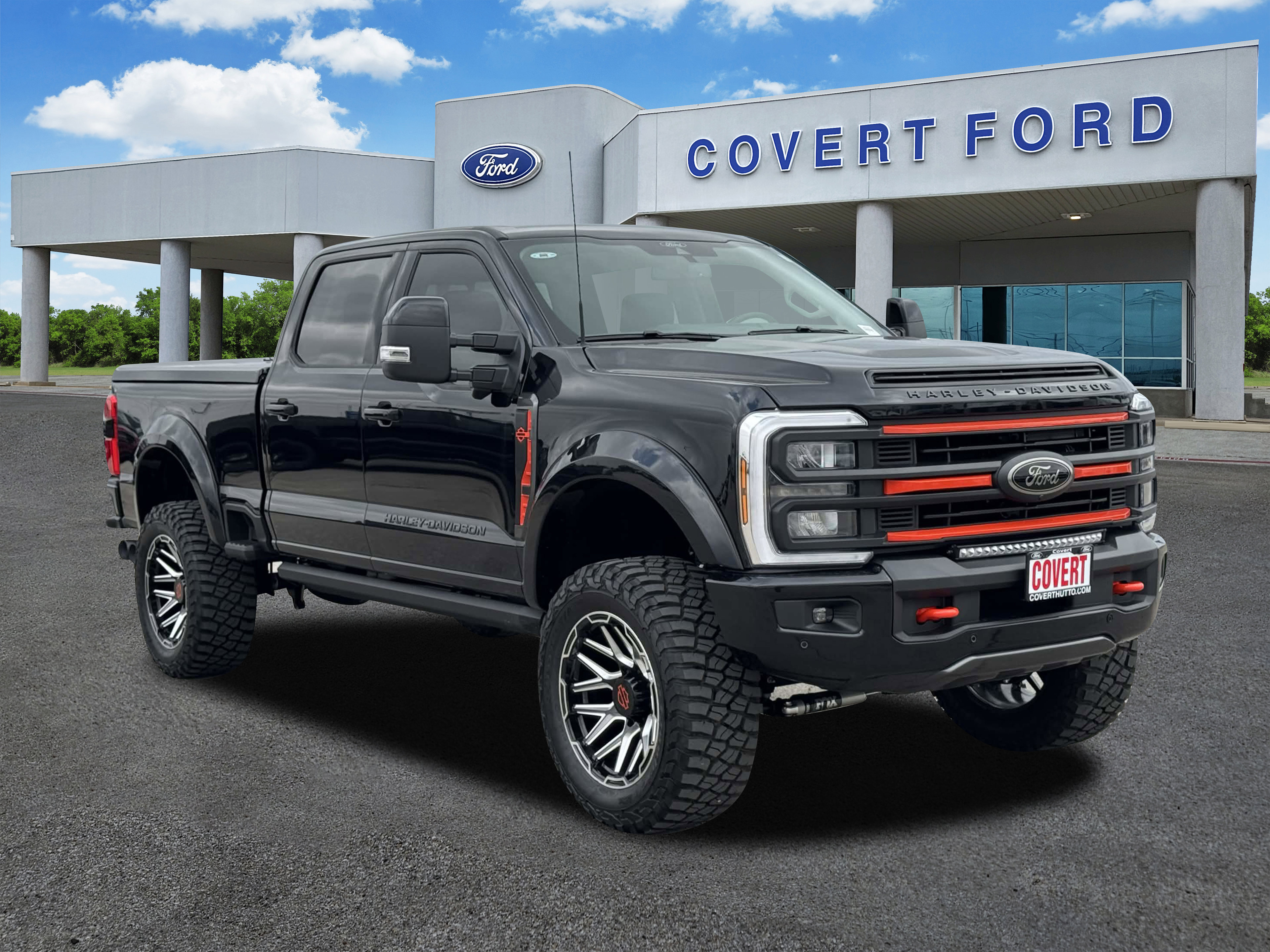 New 2026 Ford F250 Lariat w/ Black Appearance Package AWD/4WD video 1