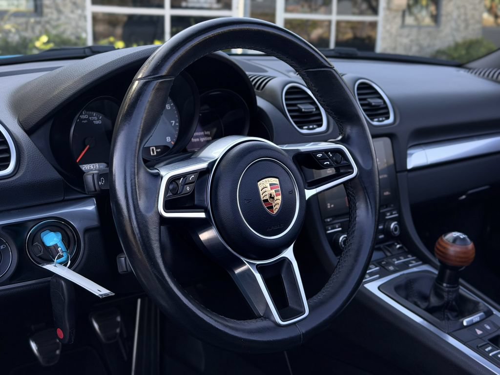 Used 2017 Porsche 718 Boxster S RWD image 31