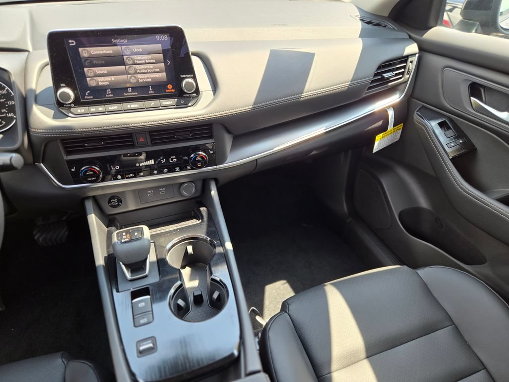 New 2026 Nissan Rogue Dark Armor FWD image 24