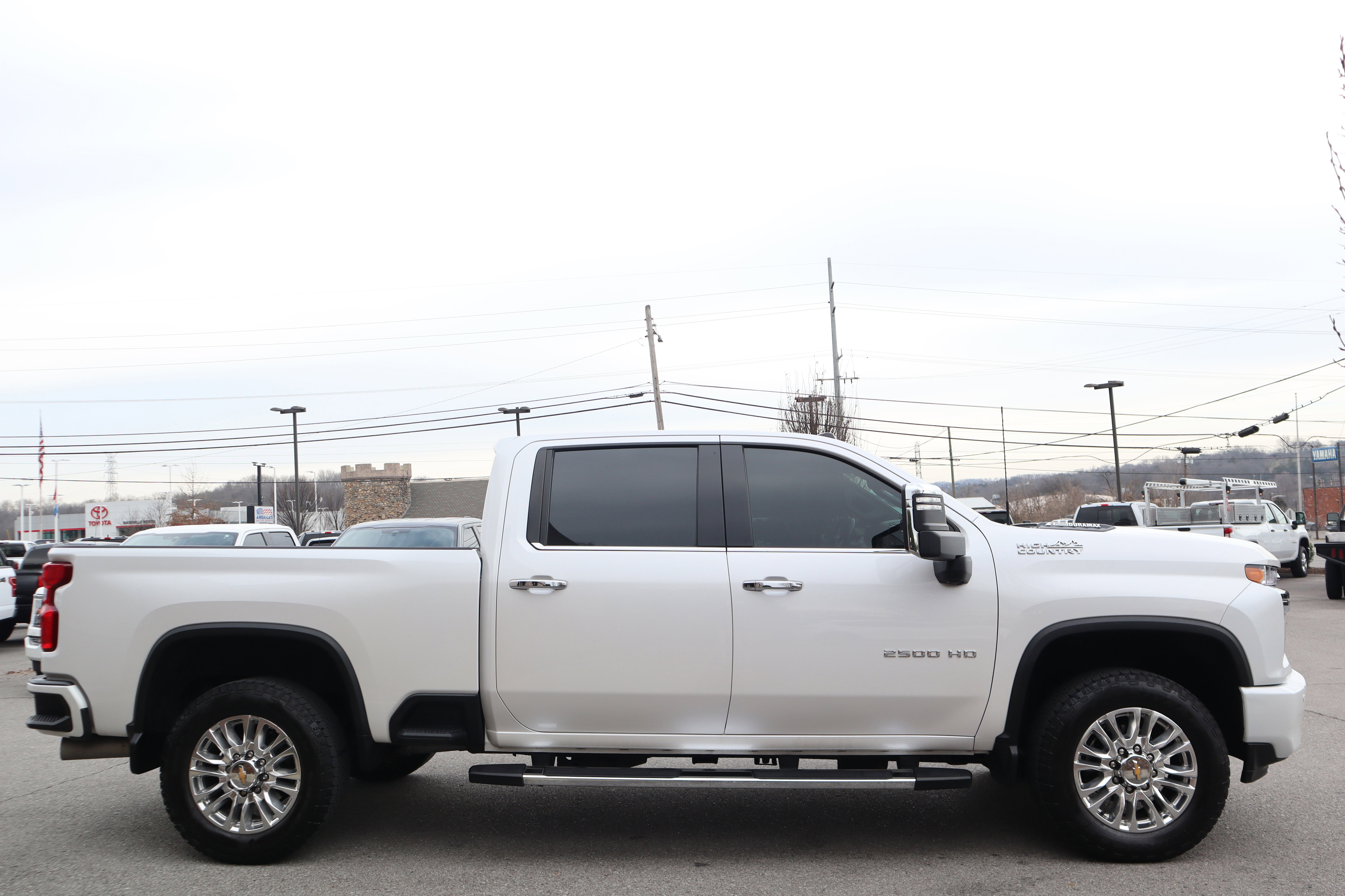 Used 2023 Chevrolet Silverado 2500 High Country w/ Technology Package image 6