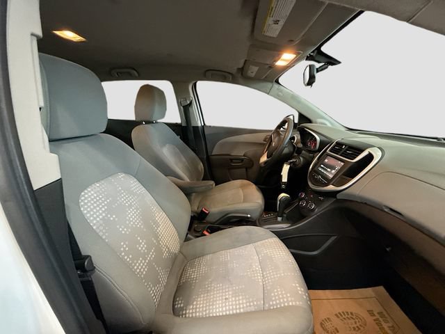 Used 2017 Chevrolet Sonic LT FWD image 22