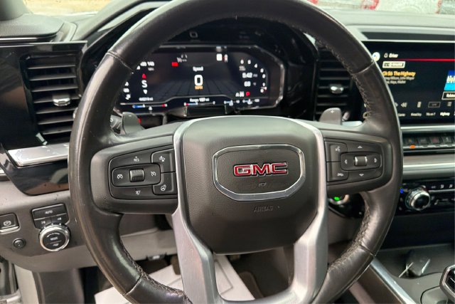 Used 2022 GMC Sierra 1500 SLT w/ SLT Premium Package AWD/4WD image 15