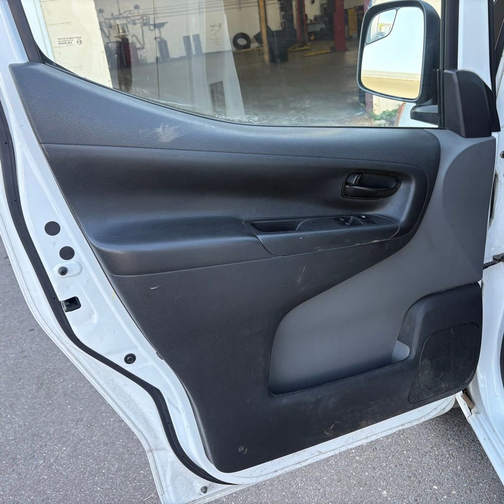 Used 2020 Nissan NV200 S w/ Back Door Glass Package image 10