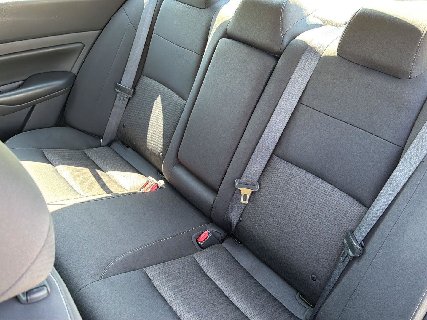 Used 2024 Nissan Altima 2.5 S FWD image 30