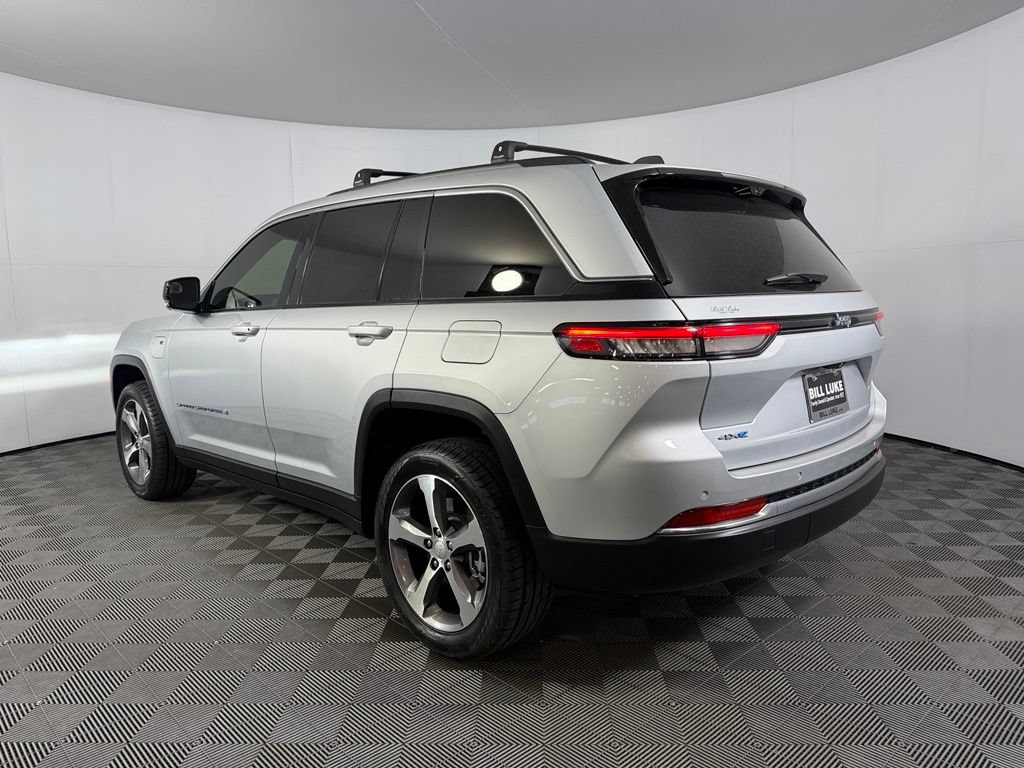 Used 2023 Jeep Grand Cherokee 4WD 4xe w/ Luxury Tech Group II image 9