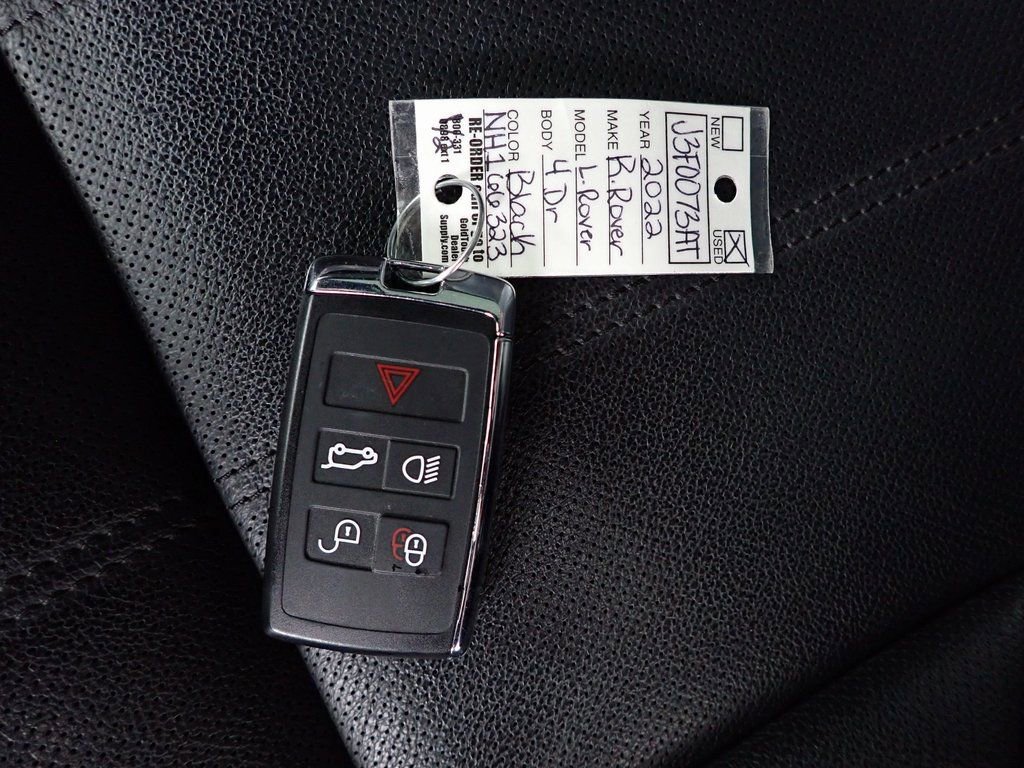 Used 2022 Land Rover Range Rover Evoque SE image 42