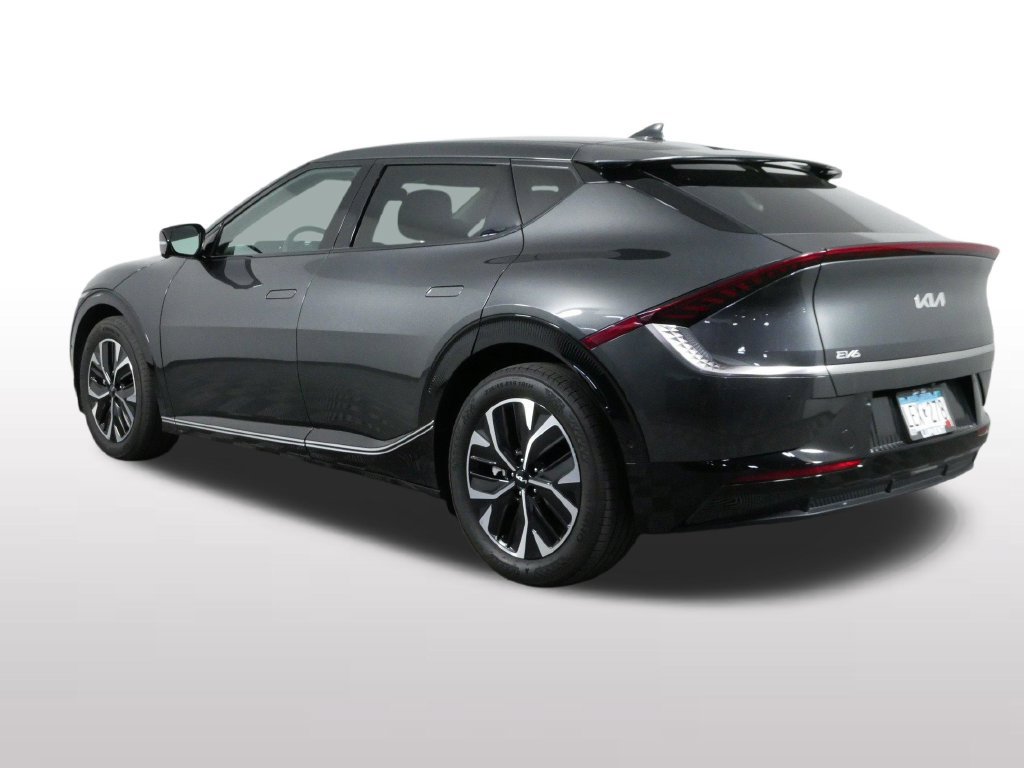 Used 2023 Kia EV6 Wind w/ Wind Technology Package AWD/4WD image 9