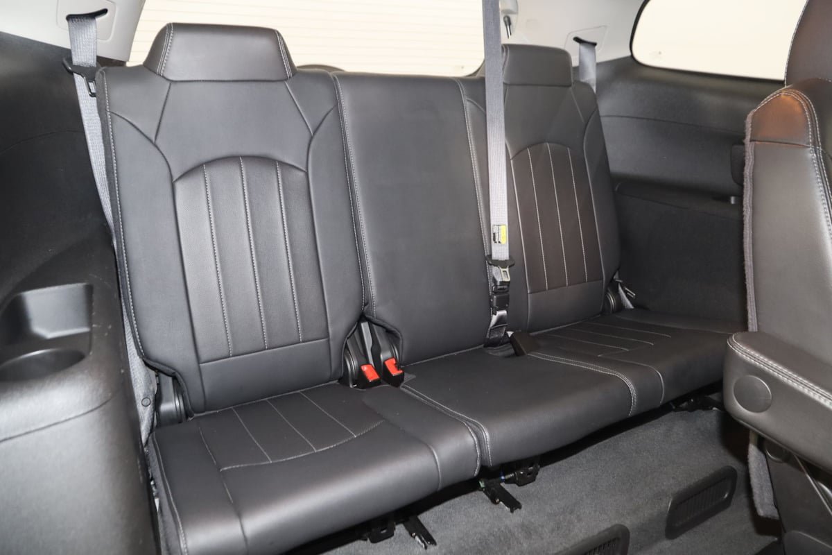 Used 2017 Buick Enclave Leather FWD image 14