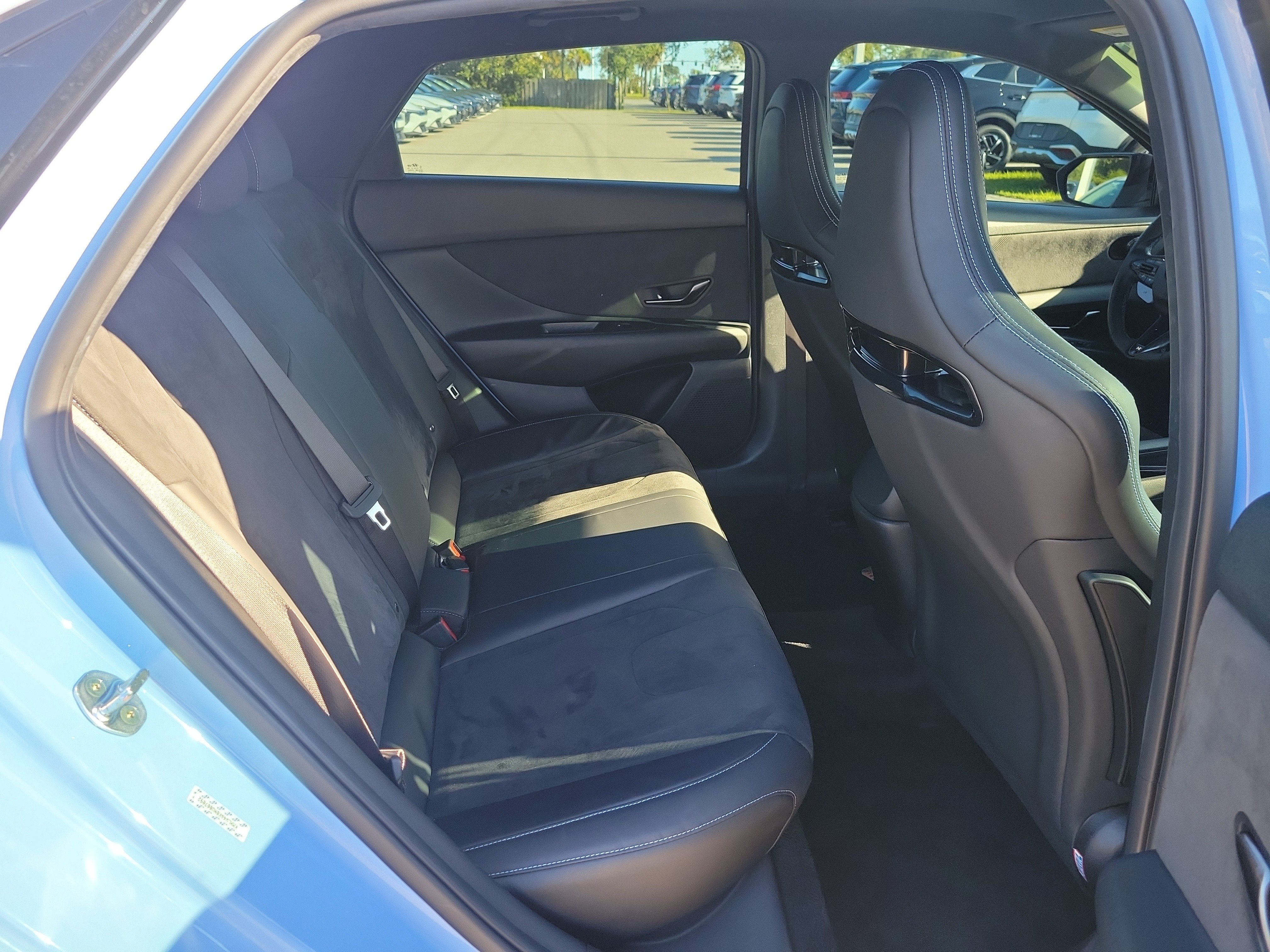 Used 2022 Hyundai Elantra N FWD image 10