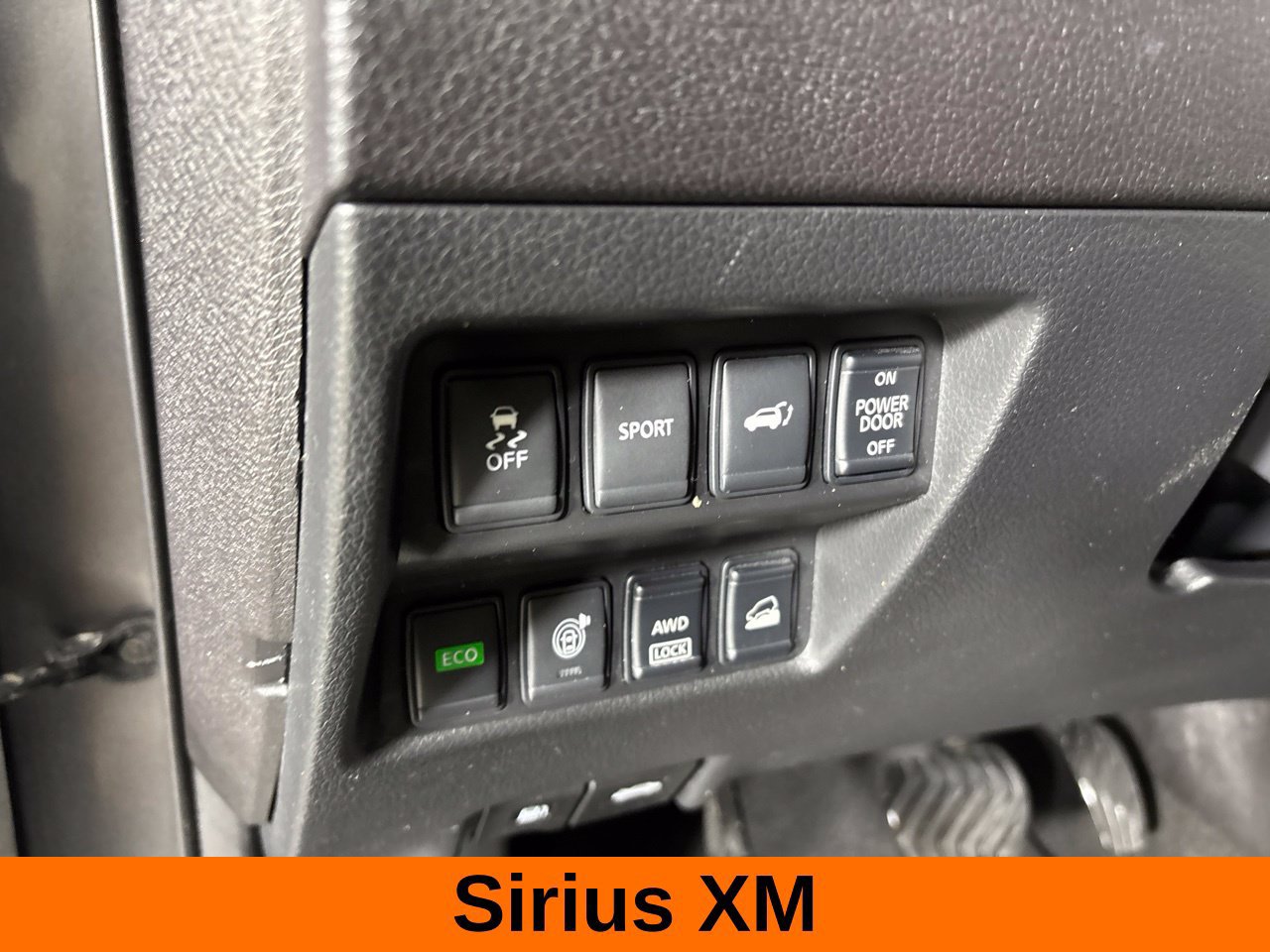 Used 2016 Nissan Rogue SL w/ SL Premium Package AWD/4WD image 11