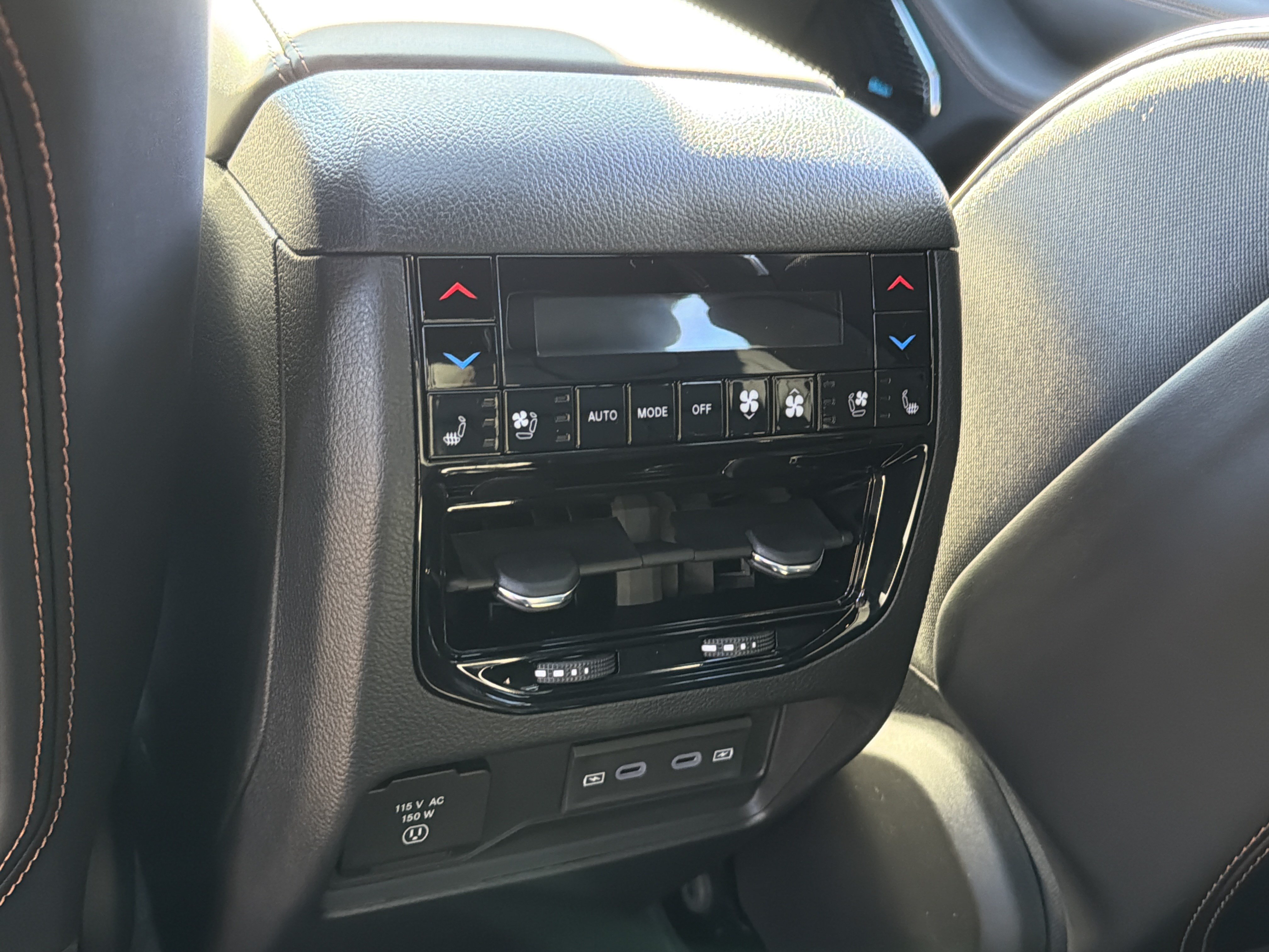 New 2027 Jeep Grand Cherokee Summit AWD/4WD image 12