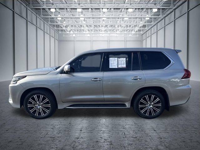 Used 2018 Lexus LX 570 4WD w/ Luxury Package image 2