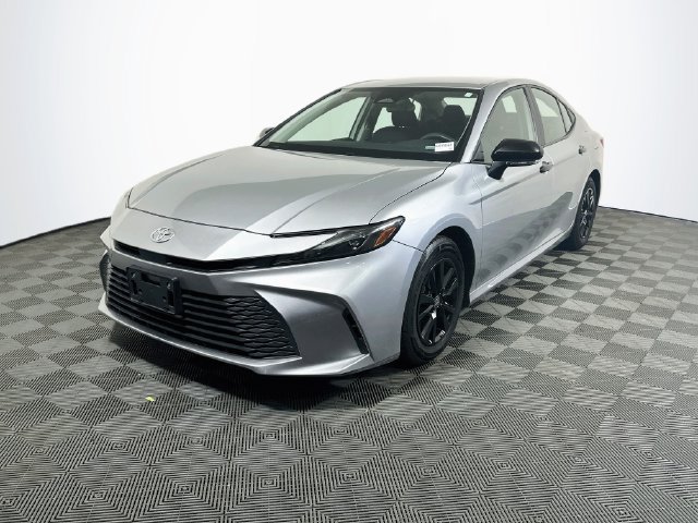 Certified 2025 Toyota Camry LE FWD image 5