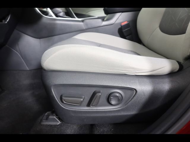 Used 2021 Toyota RAV4 XLE w/ Convenience Package image 22
