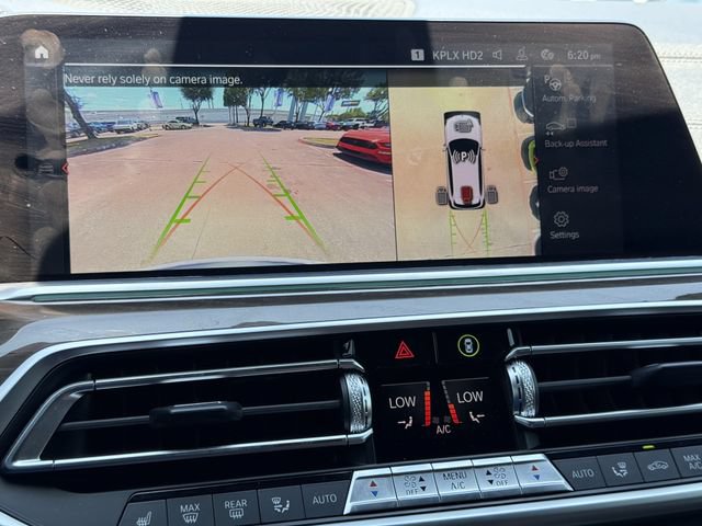 Used 2022 BMW X5 xDrive40i w/ Premium Package AWD/4WD image 16