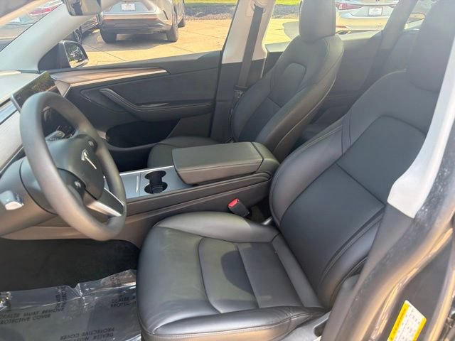 Used 2023 Tesla Model Y Long Range AWD/4WD image 13