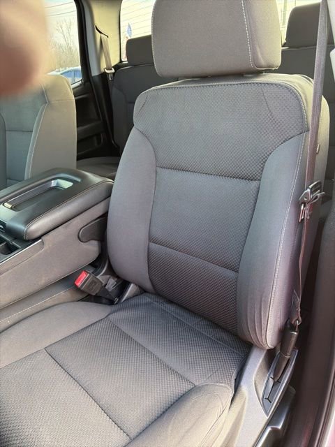 Used 2018 Chevrolet Silverado 1500 LT w/ All Star Edition image 11