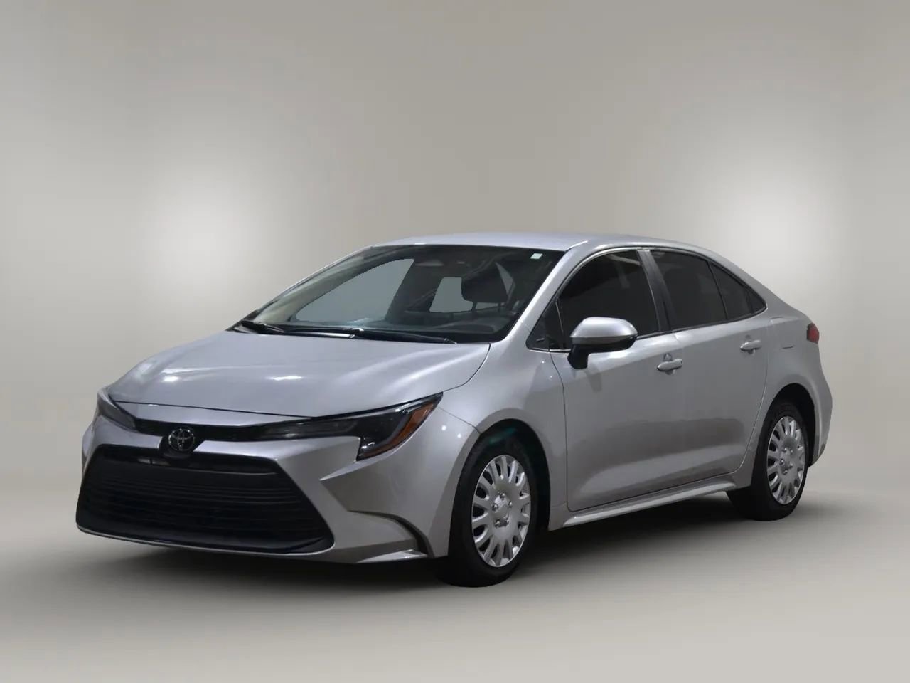 Used 2024 Toyota Corolla LE image 1