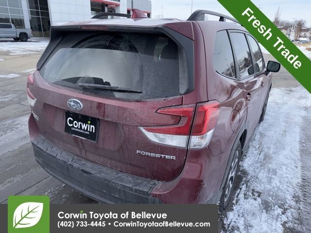 Used 2021 Subaru Forester Premium w/ Popular Package #1 image 3