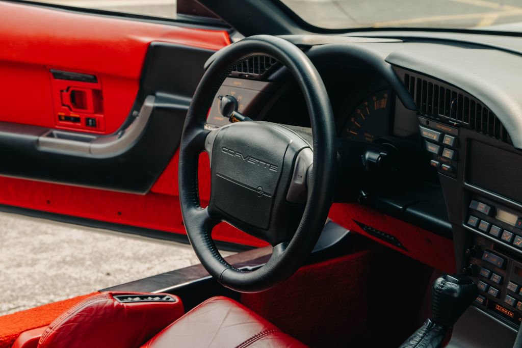 Used 1990 Chevrolet Corvette Convertible image 82