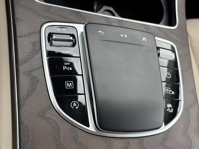 Used 2021 Mercedes-Benz GLC 300 4MATIC image 40