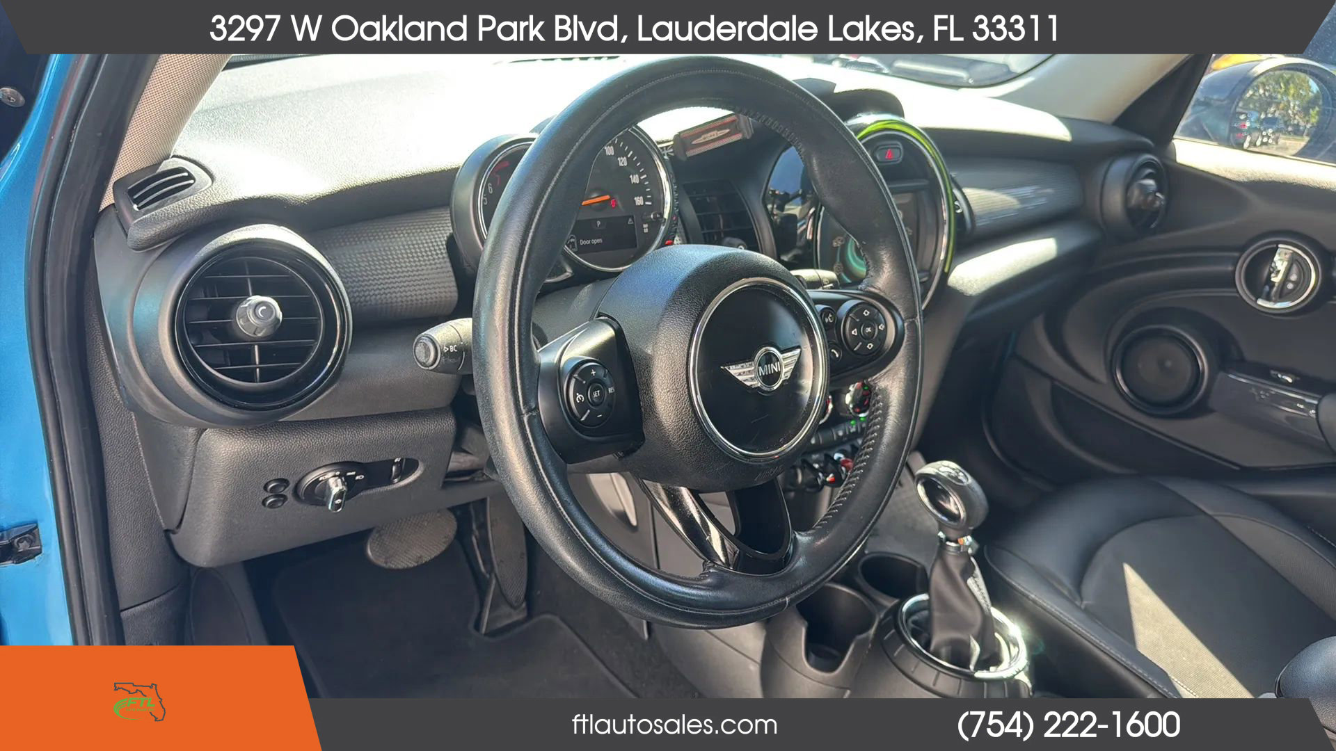 Used 2015 MINI Cooper 4-Door Hardtop image 45