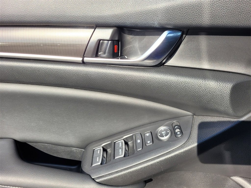 Used 2022 Honda Accord Sport image 23