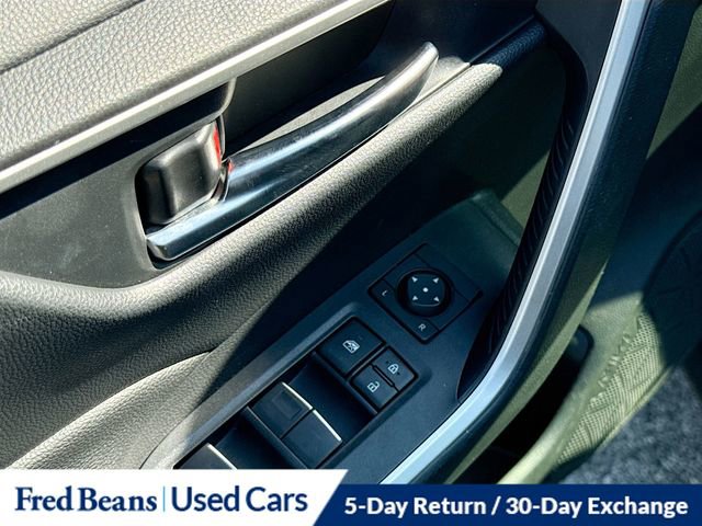 Used 2023 Toyota RAV4 SE w/ Weather & Moonroof Package image 20