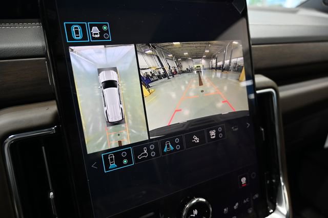 New 2026 GMC Yukon XL Denali Ultimate AWD/4WD image 19