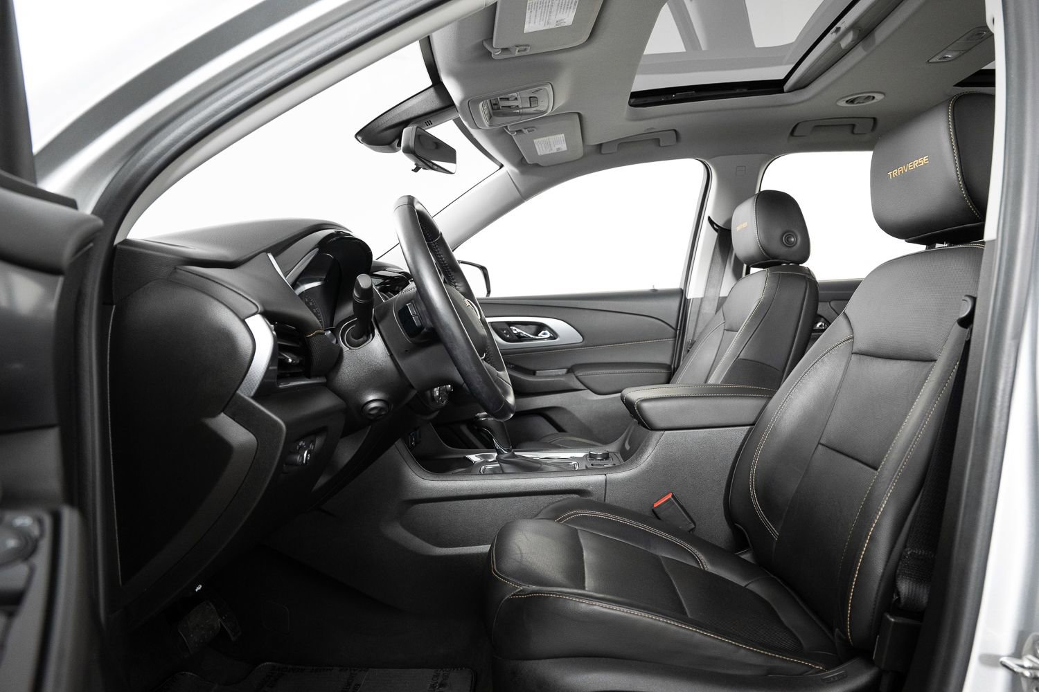 Used 2020 Chevrolet Traverse Premier w/ Redline Edition image 14