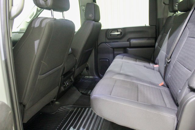 Used 2024 Chevrolet Silverado 2500 Custom w/ Custom Value Package image 12