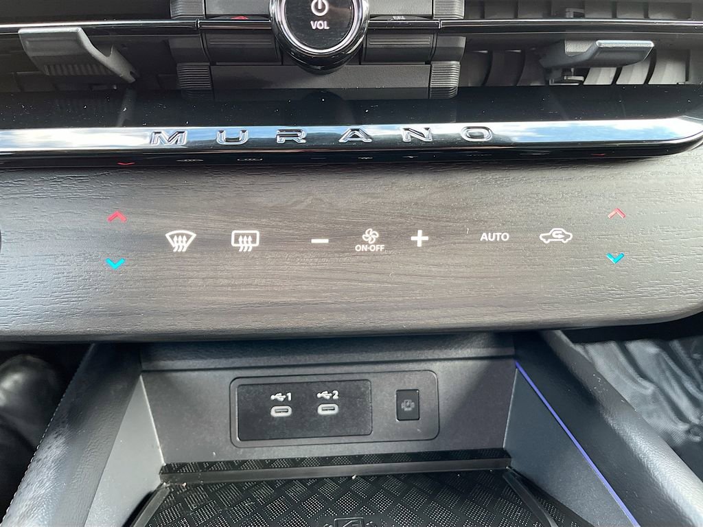 Used 2025 Nissan Murano SL image 16