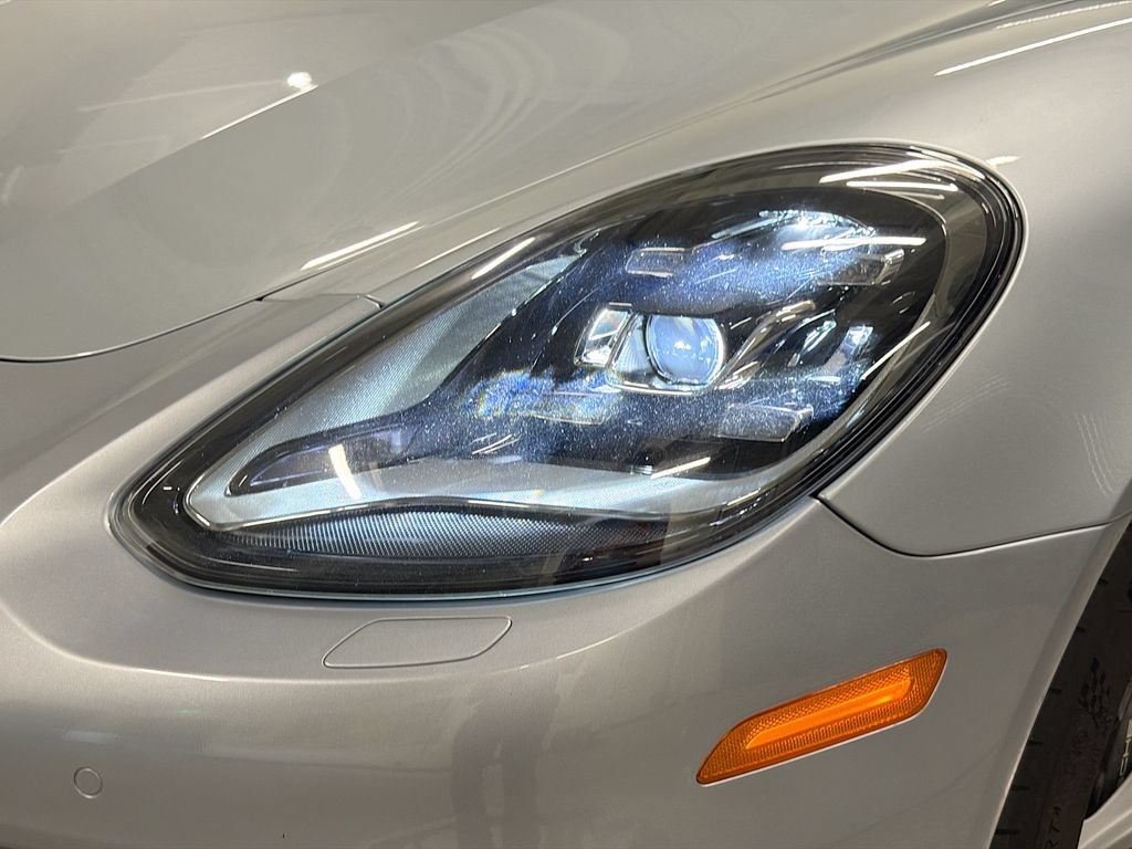 Certified 2018 Porsche Panamera 4 AWD/4WD image 33