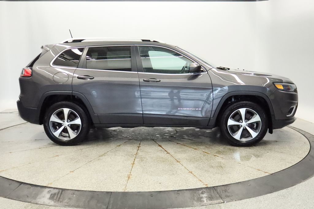 Used 2021 Jeep Cherokee Limited image 8