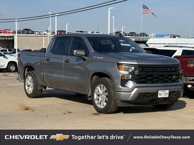 Used 2024 Chevrolet Silverado 1500 Custom RWD image 1
