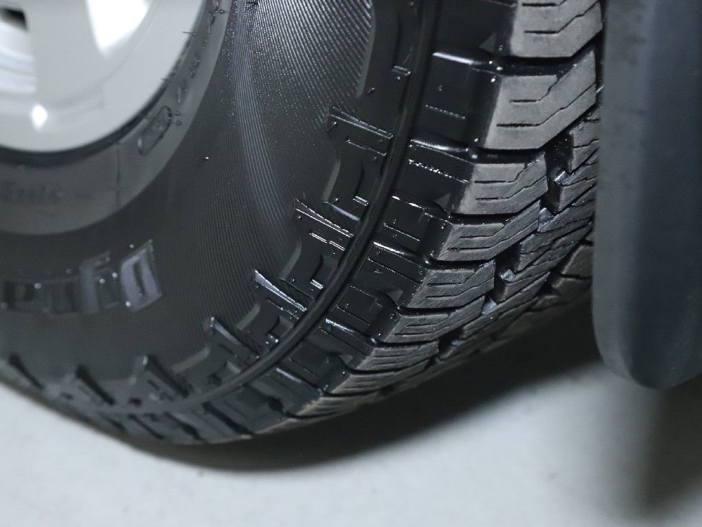 Certified 2024 Nissan Frontier SV w/ Hardbody Edition image 36