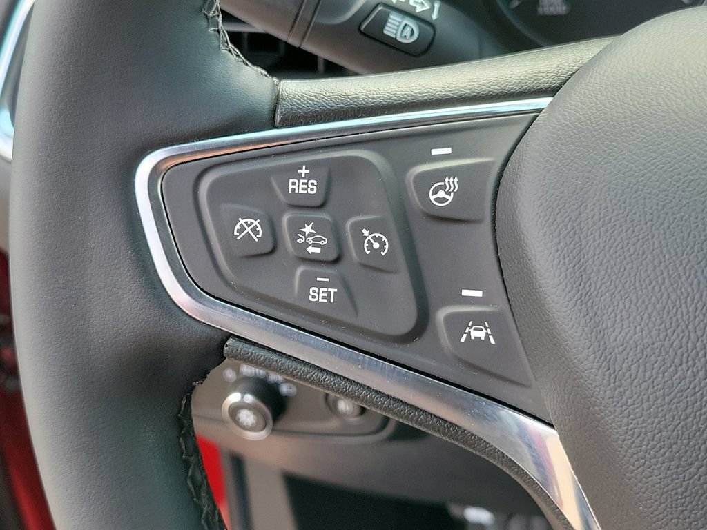 Used 2024 Chevrolet Equinox Premier AWD/4WD image 17