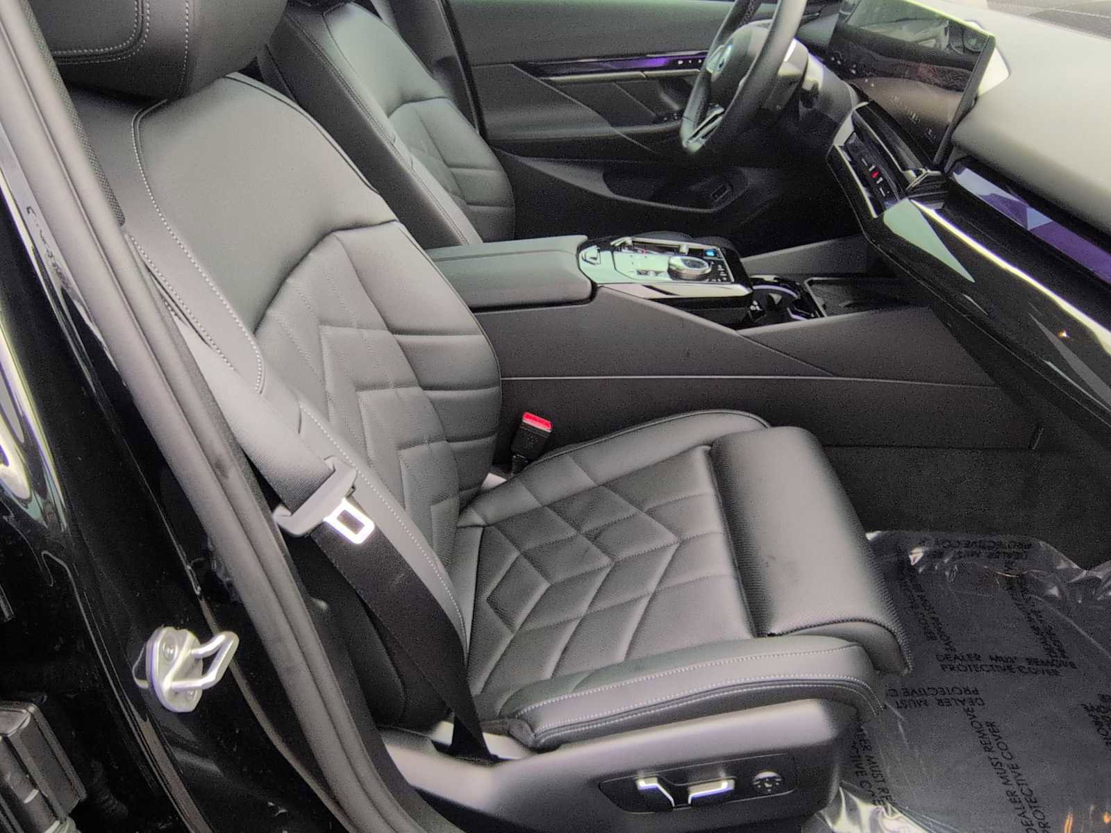 Used 2025 BMW i5 M60 w/ Premium Package image 23