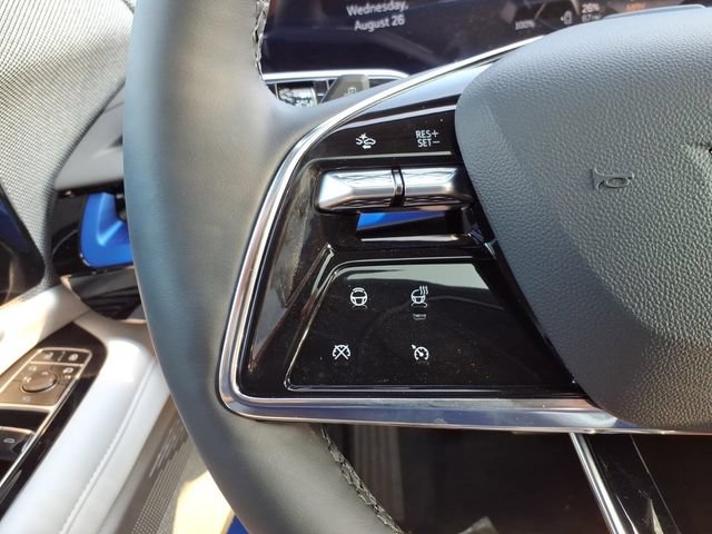 New 2027 Cadillac Optiq Luxury AWD/4WD image 34