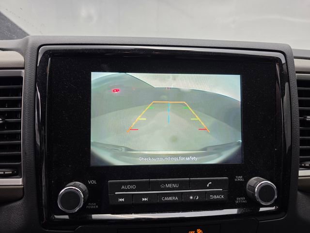 Used 2023 Nissan Frontier SV w/ Technology Package image 18