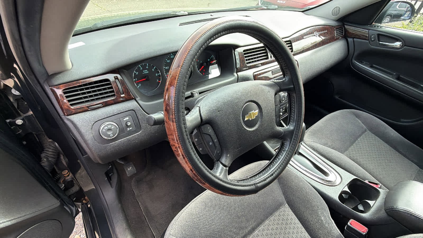 Used 2013 Chevrolet Impala LT image 10