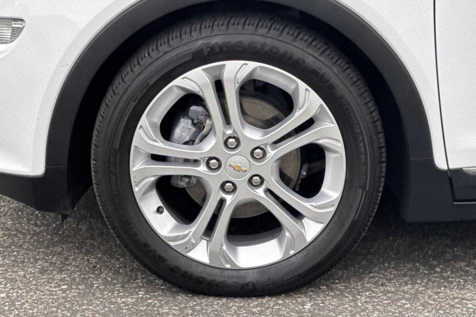 Used 2020 Chevrolet Bolt LT FWD image 32